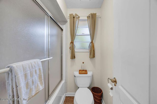 697 ARTHUR MOORE Drive, Green Cove Springs, FL 32043