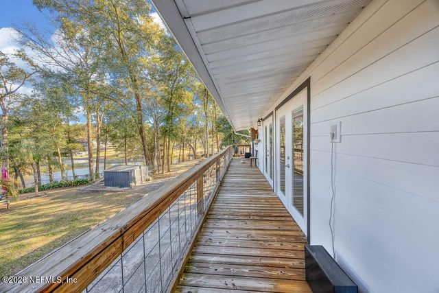 697 ARTHUR MOORE Drive, Green Cove Springs, FL 32043