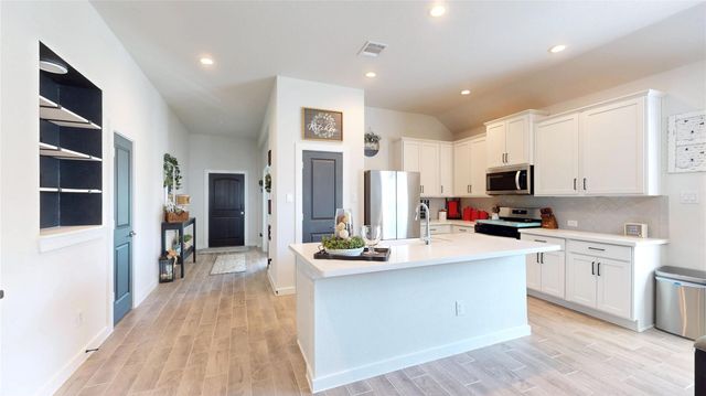 11206 Youngquist Drive, Mont Belvieu, TX 77535