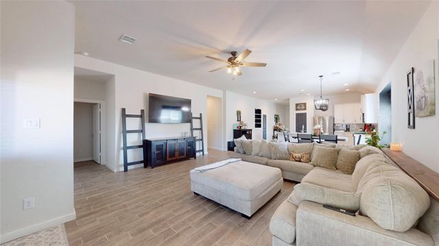 11206 Youngquist Drive, Mont Belvieu, TX 77535
