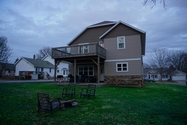 534 S Gault STREET, Whitewater, WI 53190