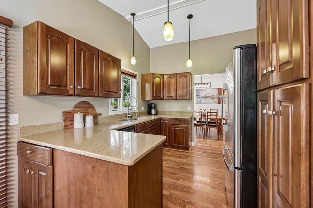 6074 Ridgewood Road, Mound, MN 55364