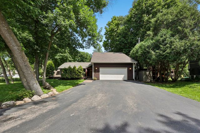 6074 Ridgewood Road, Mound, MN 55364