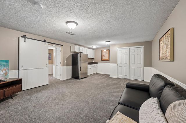 6074 Ridgewood Road, Mound, MN 55364