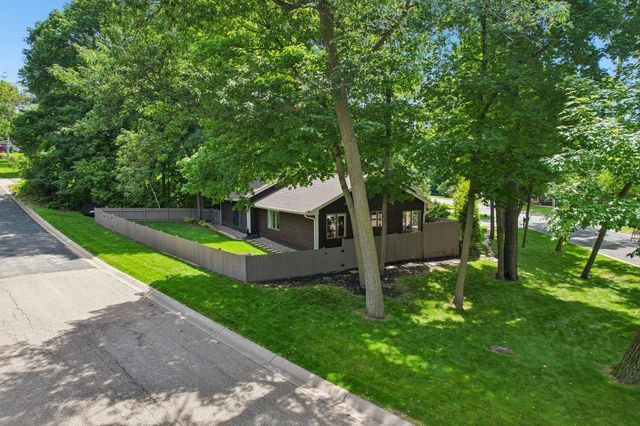6074 Ridgewood Road, Mound, MN 55364