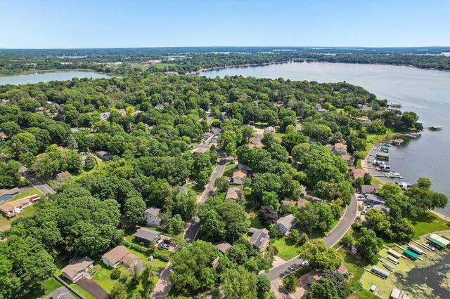 6074 Ridgewood Road, Mound, MN 55364