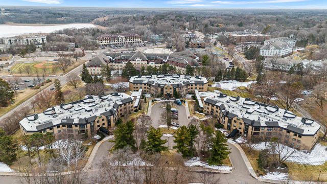 14601 Atrium Way 332, Minnetonka, MN 55345