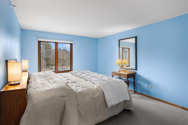 14601 Atrium Way 332, Minnetonka, MN 55345