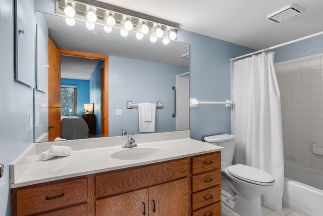 14601 Atrium Way 332, Minnetonka, MN 55345