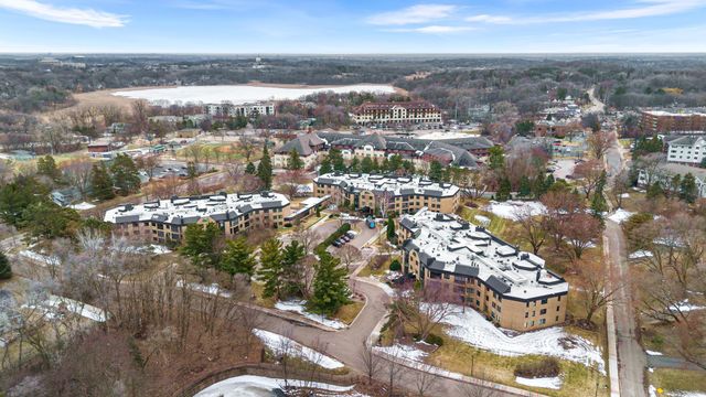 14601 Atrium Way 332, Minnetonka, MN 55345