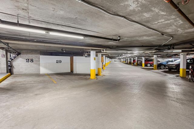 14601 Atrium Way 332, Minnetonka, MN 55345