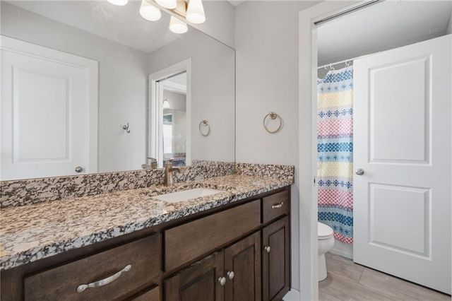8612 N Farley Avenue, Kansas City, MO 64157