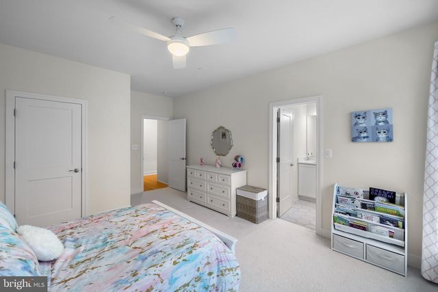 9501 WILDOAK DR, Bethesda, MD 20814