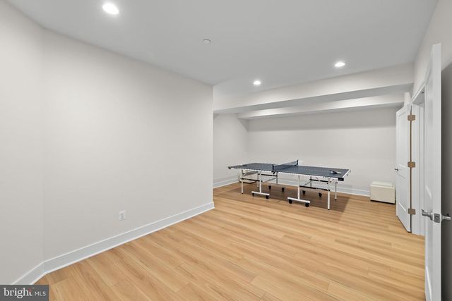 9501 WILDOAK DR, Bethesda, MD 20814