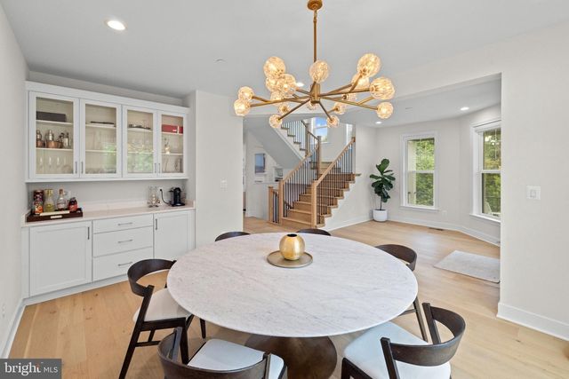9501 WILDOAK DR, Bethesda, MD 20814