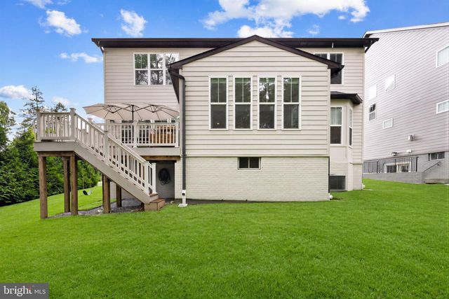 9501 WILDOAK DR, Bethesda, MD 20814