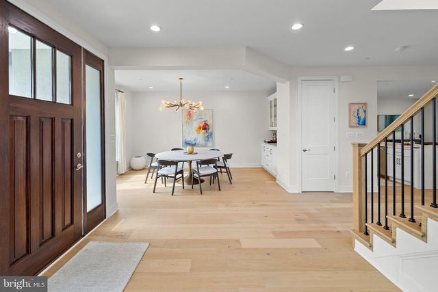 9501 WILDOAK DR, Bethesda, MD 20814