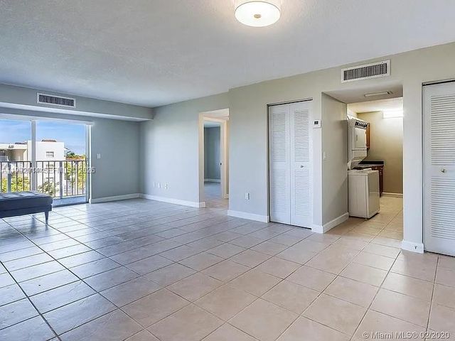 8240 SW 210th St 319, Cutler Bay, FL 33189