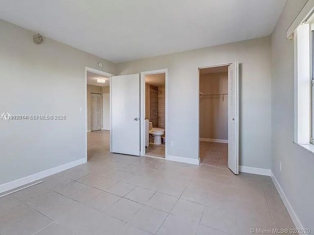 8240 SW 210th St 319, Cutler Bay, FL 33189
