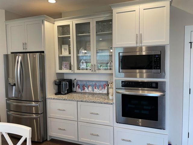 1957 Hickory Drive, Hobart, IN 46342