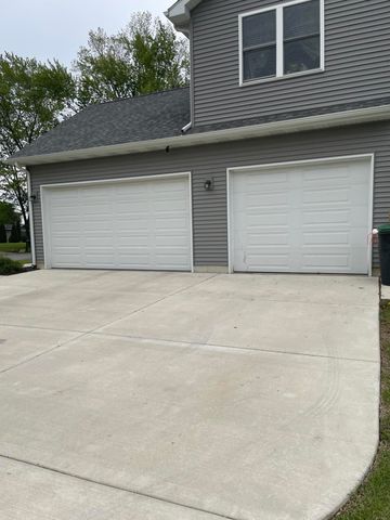 1957 Hickory Drive, Hobart, IN 46342