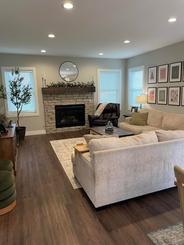 1957 Hickory Drive, Hobart, IN 46342