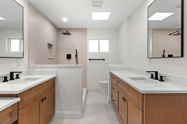 5826 Dumfries Drive, Houston, TX 77096