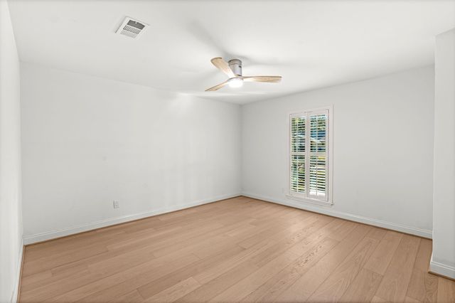 5826 Dumfries Drive, Houston, TX 77096