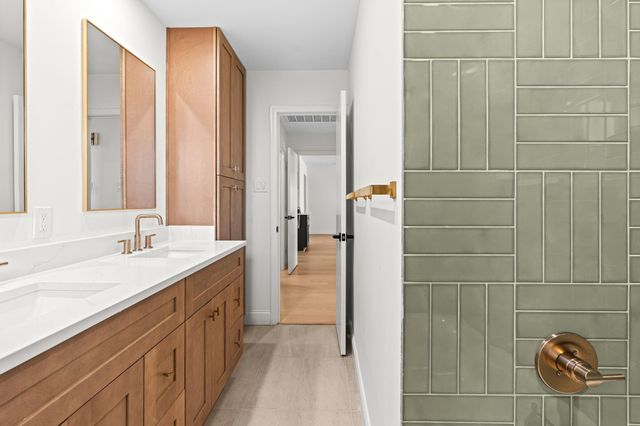 5826 Dumfries Drive, Houston, TX 77096