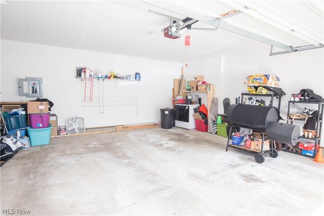 2611 Canvasback Circle, Akron, OH 44319