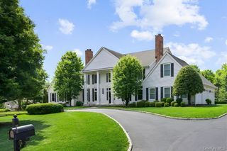 6 Oak Ridge Court, West Harrison, NY 10604