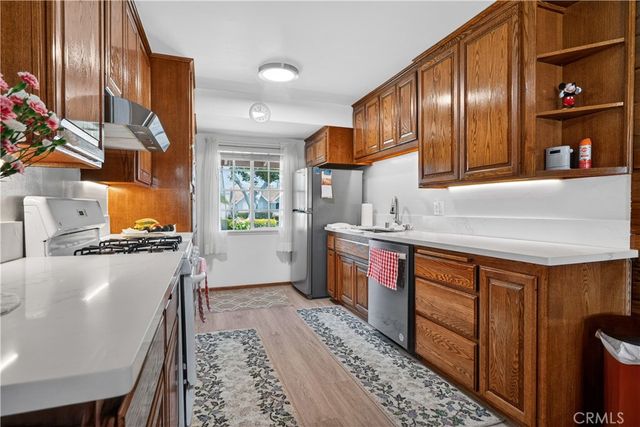 2056 W Random, Anaheim, CA 92804
