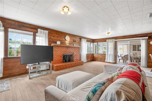2056 W Random, Anaheim, CA 92804