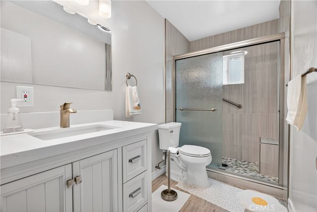 2056 W Random, Anaheim, CA 92804