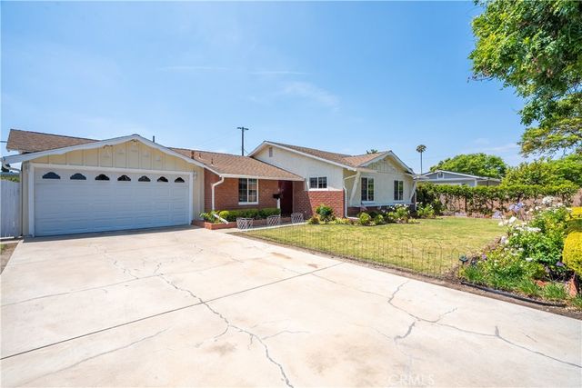 2056 W Random, Anaheim, CA 92804