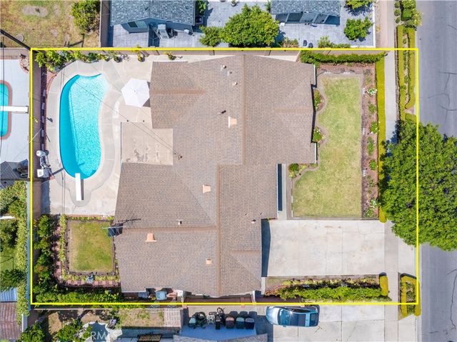 2056 W Random, Anaheim, CA 92804