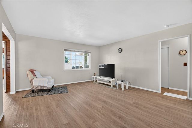 2056 W Random, Anaheim, CA 92804
