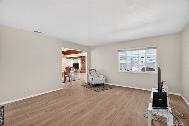 2056 W Random, Anaheim, CA 92804