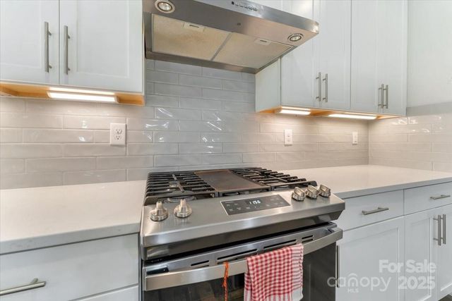 202 Tetcott Street, Mooresville, NC 28115