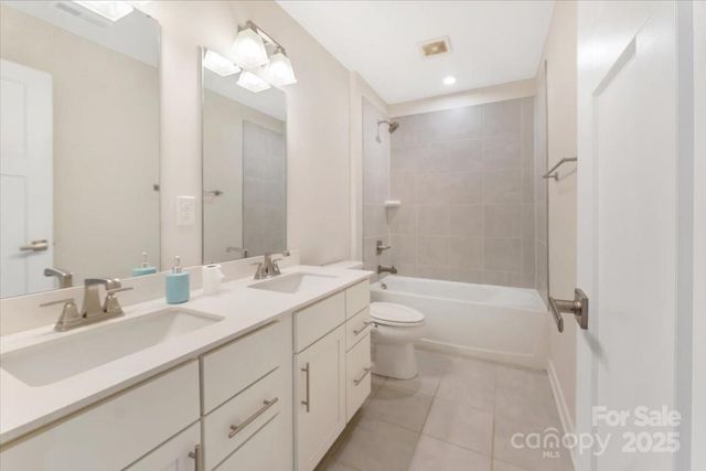 202 Tetcott Street, Mooresville, NC 28115