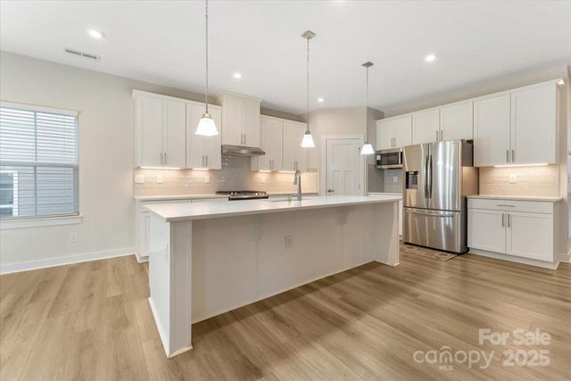 202 Tetcott Street, Mooresville, NC 28115