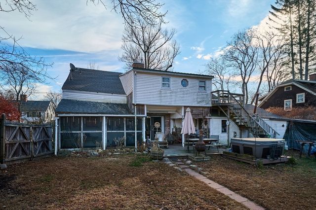 283 South St, Northampton, MA 01060