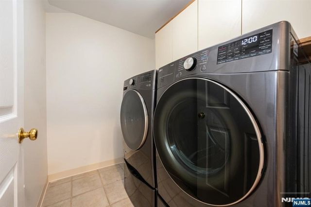 3 Antrim Road, Montvale, NJ 07645