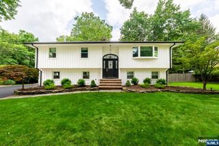 3 Antrim Road, Montvale, NJ 07645