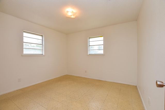 814 Stonewall Drive, San Angelo, TX 76905