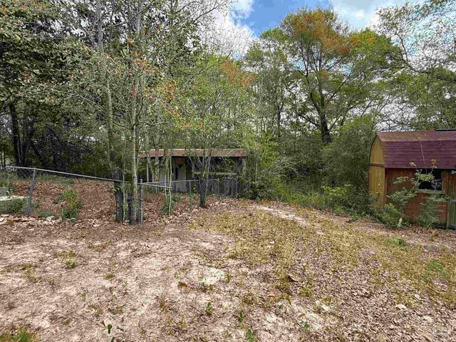 7686 N Hwy 87, Milton, FL 32570