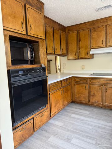 7686 N Hwy 87, Milton, FL 32570