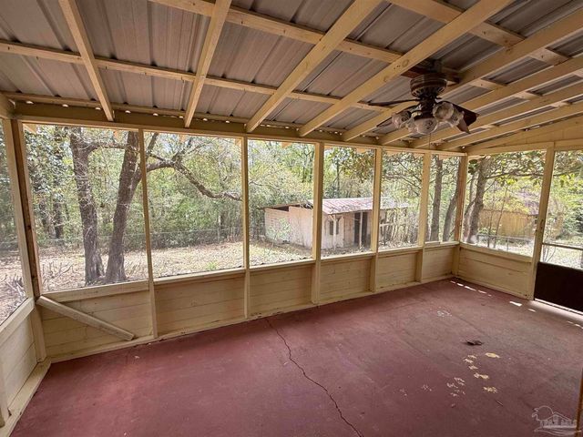 7686 N Hwy 87, Milton, FL 32570