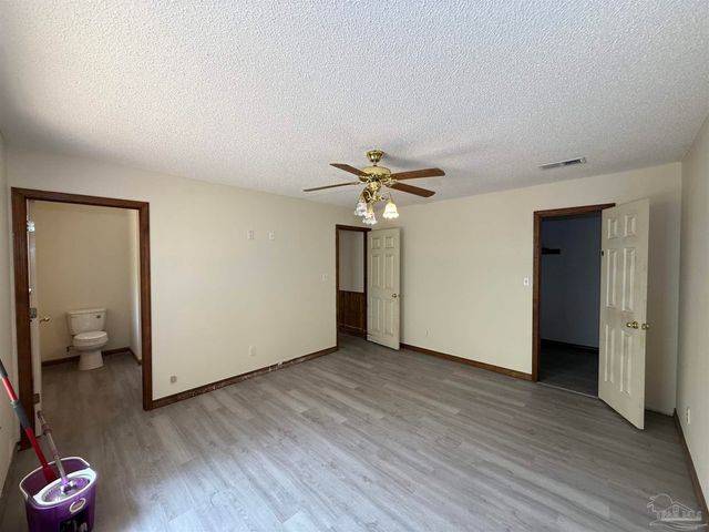 7686 N Hwy 87, Milton, FL 32570