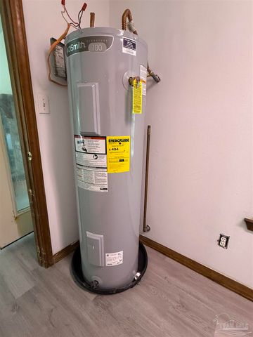 7686 N Hwy 87, Milton, FL 32570